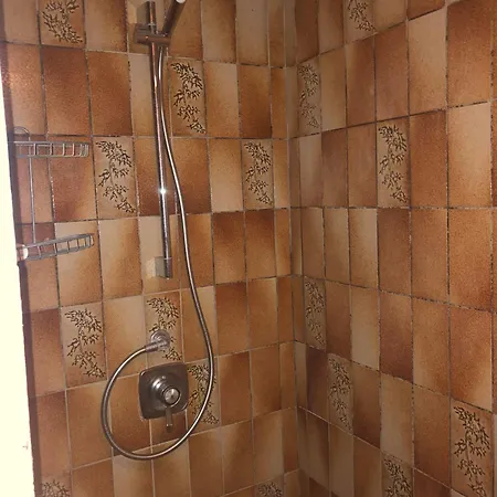 Bed & Kitchen Апартаменты *