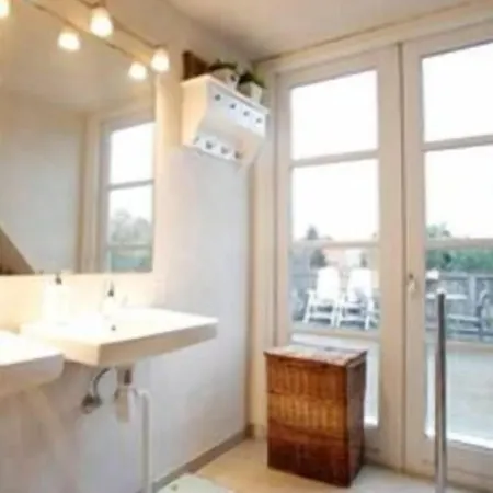 Apartament Bed & Kitchen