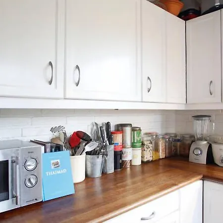 Bed & Kitchen Appartement *