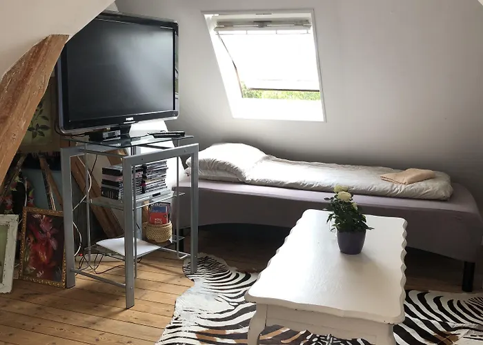 Bed & Kitchen * 克厄